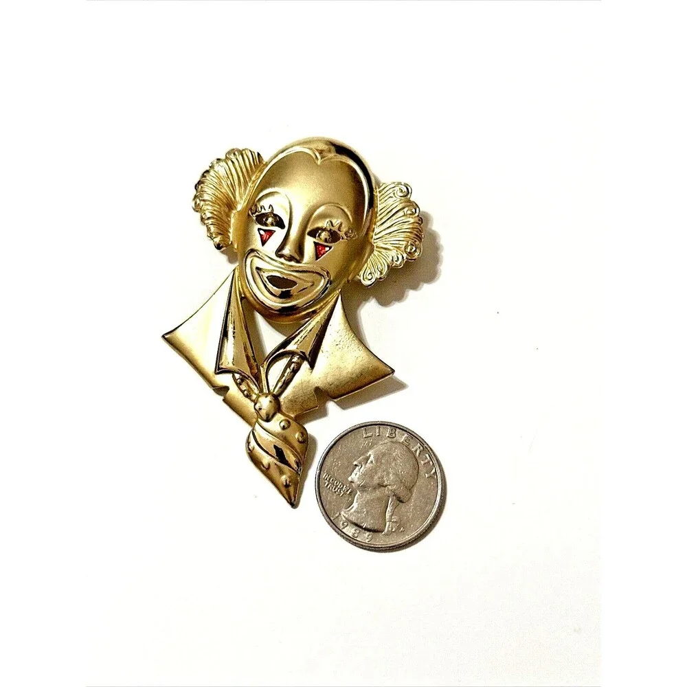 EnVIE Circus Clown Brooch Vintage 1980s Satin Glossy Gold Tone Pin NWOT NOS
